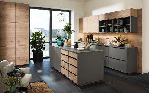 Nolte keuken grijs combinatie houtlook
