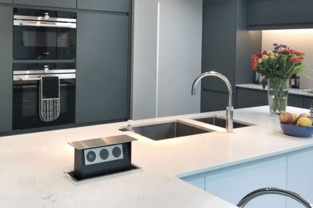 Fouten keukenrenovatie vermijden, plan voldoende stopcontacten
