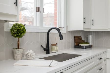 De ideale keukenachterwand is waterbestendig