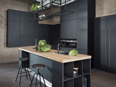 Realisatie moderne keuken handgreeploos pronorm